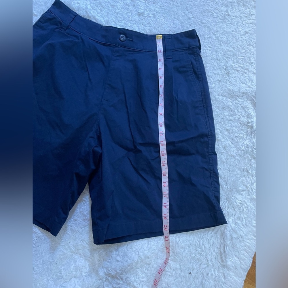 Hollister Men's Dark Blue Flat Front Shorts - Picture 8 of 12
